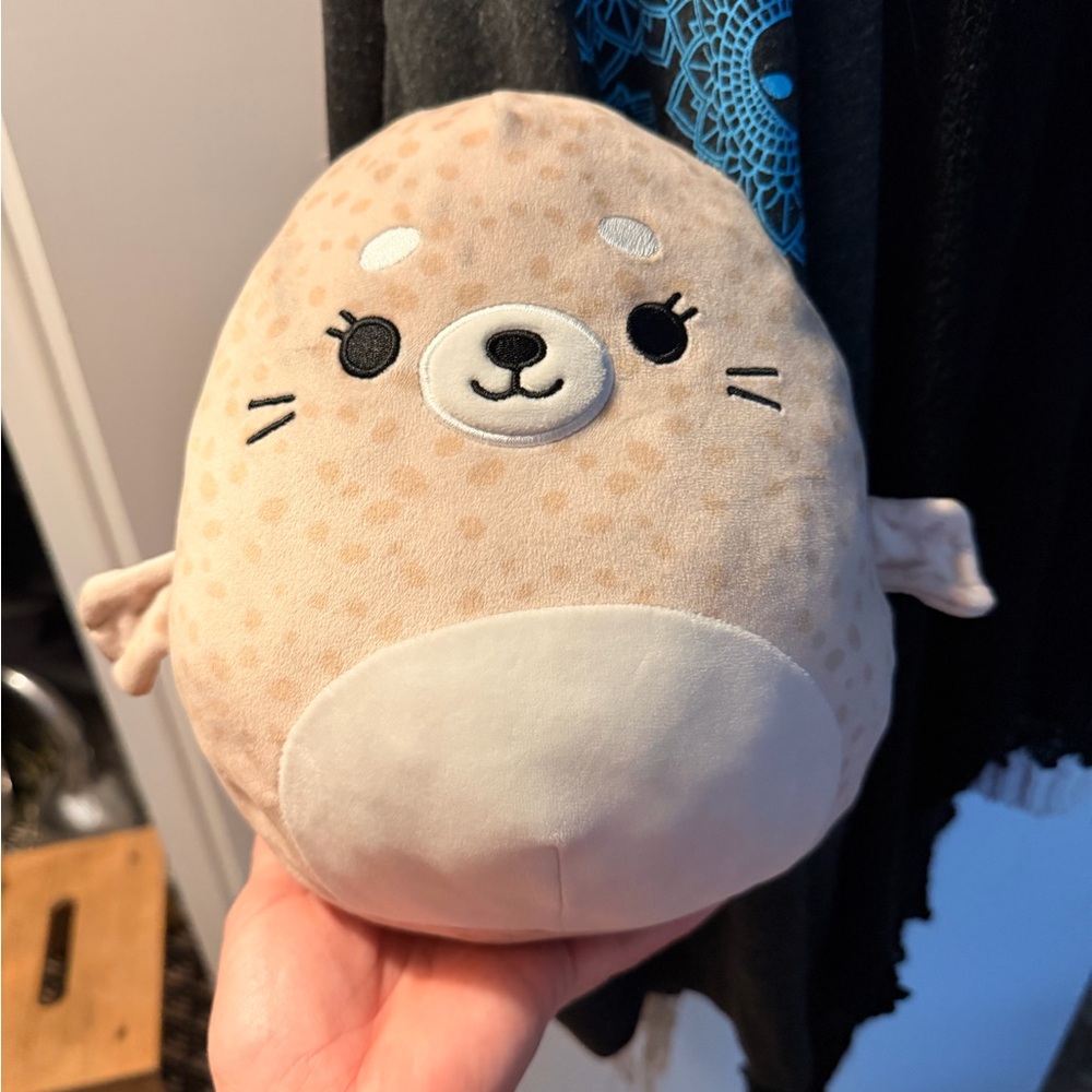 Squishmallow 9” Lilou the Seal Stuffed Plush
